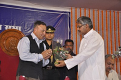 Click For Large Photo