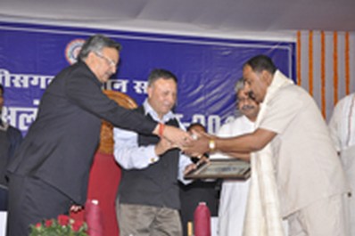 Click For Large Photo